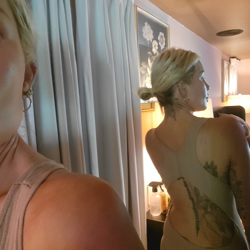 Elegant Beige Sleeveless Dress